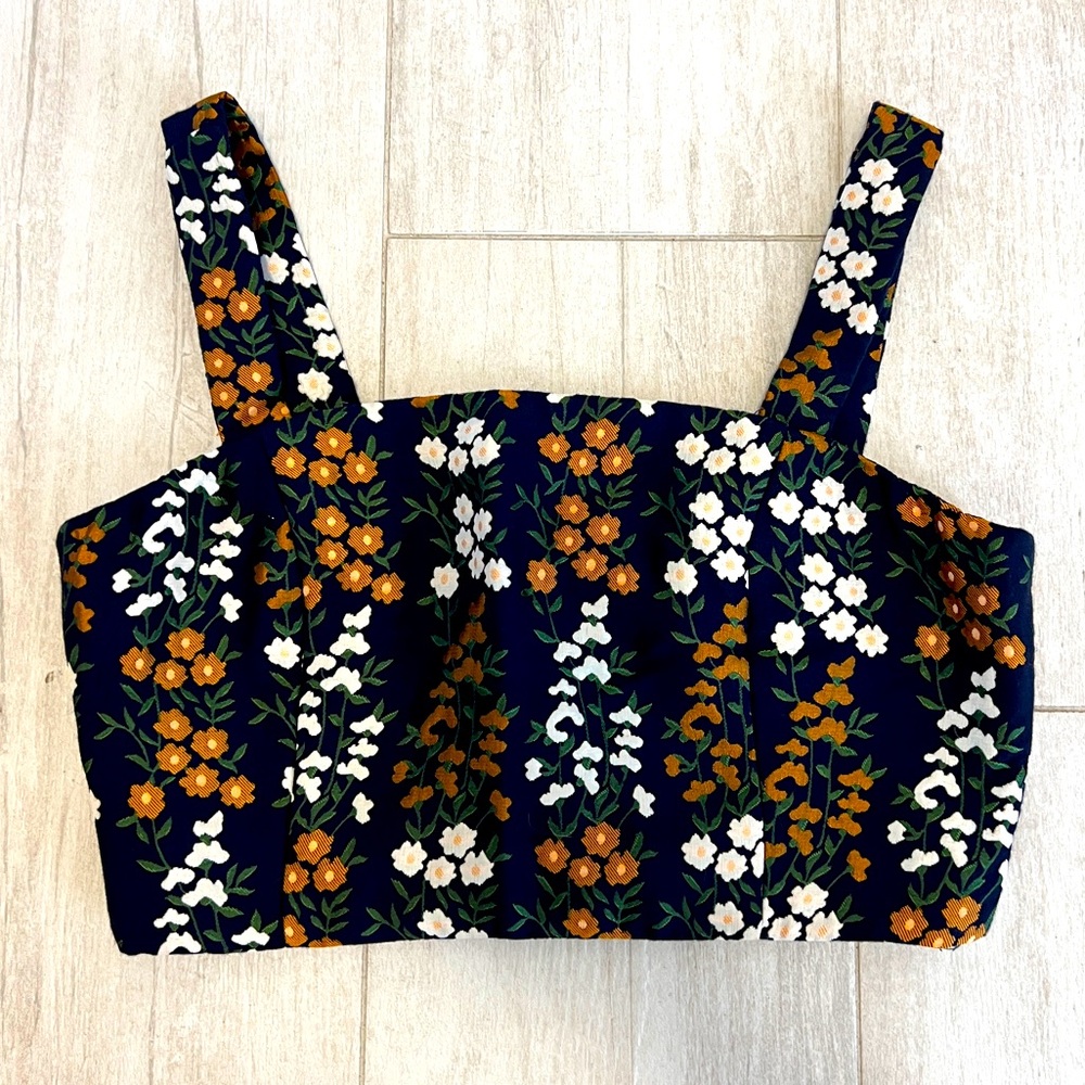 Farrow crop top
